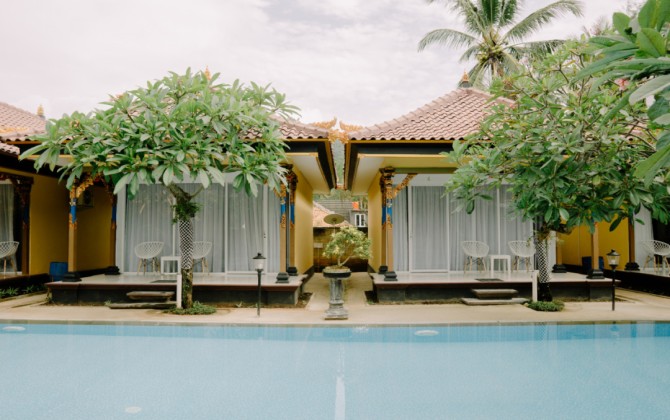 Deluxe Pool Access Room